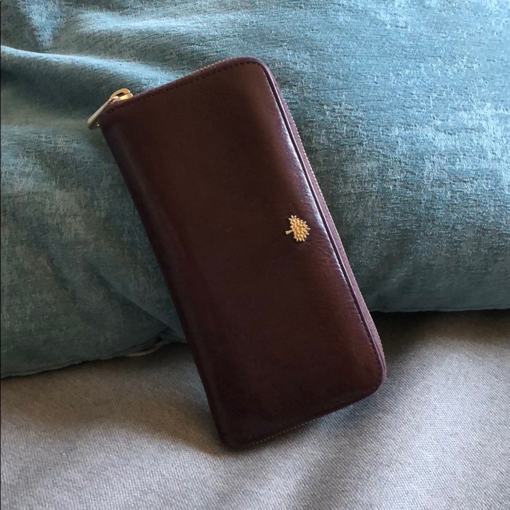 Mulberry 8 card zip around wallet-Burgundy
